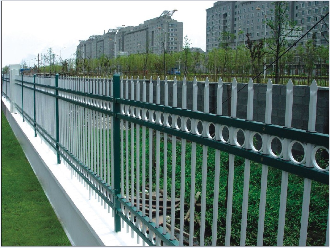 鍍鋅護欄管(熱鍍鋅護欄管生產廠家)_管材