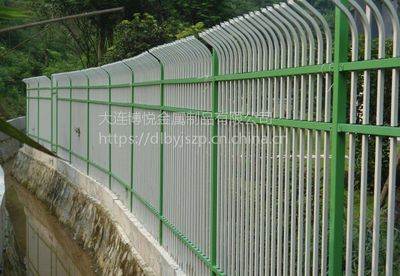 【供應【鋅鋼護欄 道路交通護欄 陽臺圍欄 小區圍欄 學校柵欄】等鍍鋅鋼金屬制品】價格_廠家 - 中國供應商