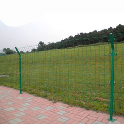 中國(guó)五金工具市場(chǎng) 護(hù)欄標(biāo)準(zhǔn)件供應(yīng)與行業(yè)趨勢(shì)分析